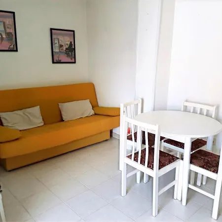 Apartment Calle Valencia 16 *